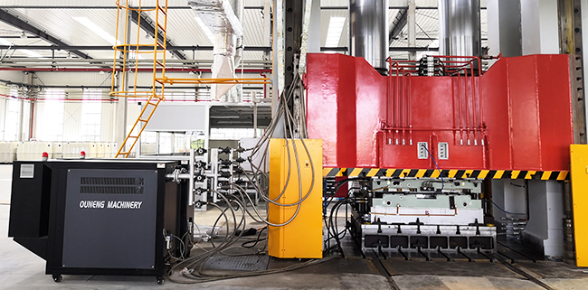 SMC玻璃鋼模壓模具油溫機(jī)